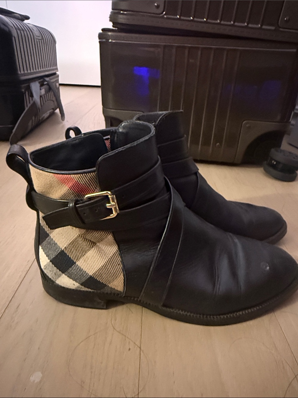 Burberry Black Leather Chukka Boots with Nova Check Heel Panel